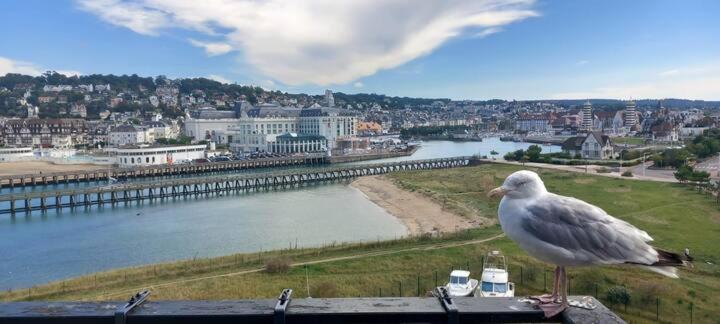 Mini-Duplex Cosy Avec Magnifique Vue Mer Deauville Exterior foto